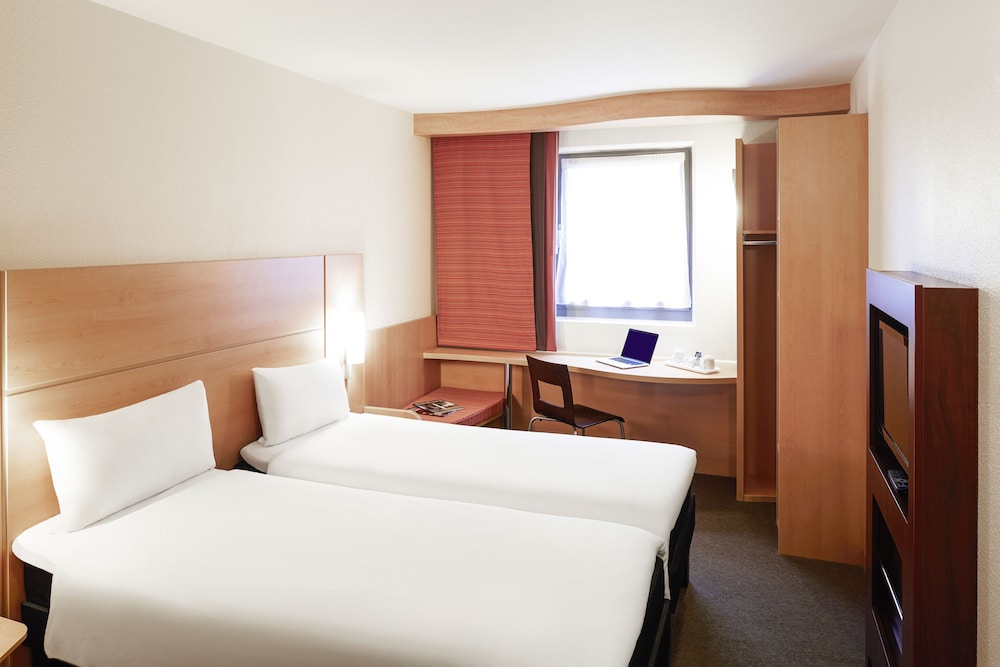 Twin Room, 2 Twin Beds - Photo 2