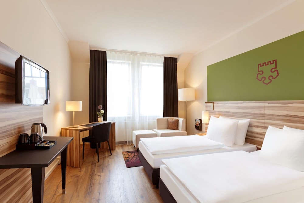 Deluxe Room - Photo 3