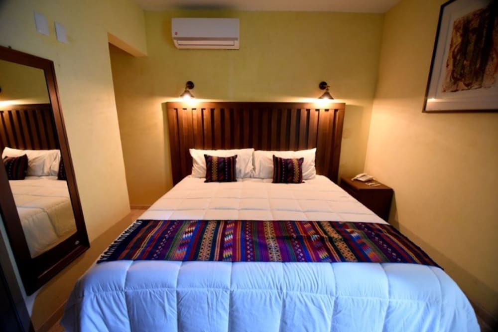 Traditional Room photo 2