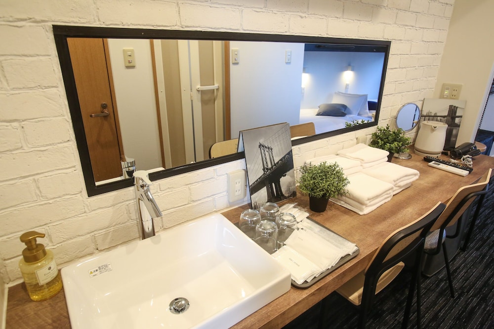 Family Room - Photo 21