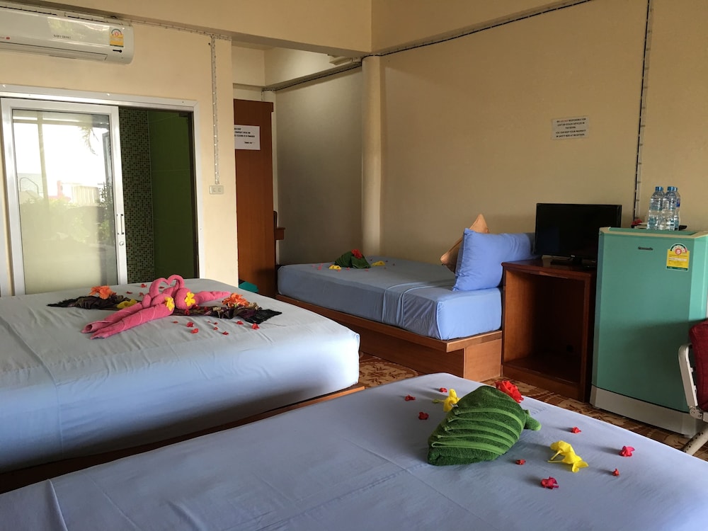 Family Quadruple Room photo 1