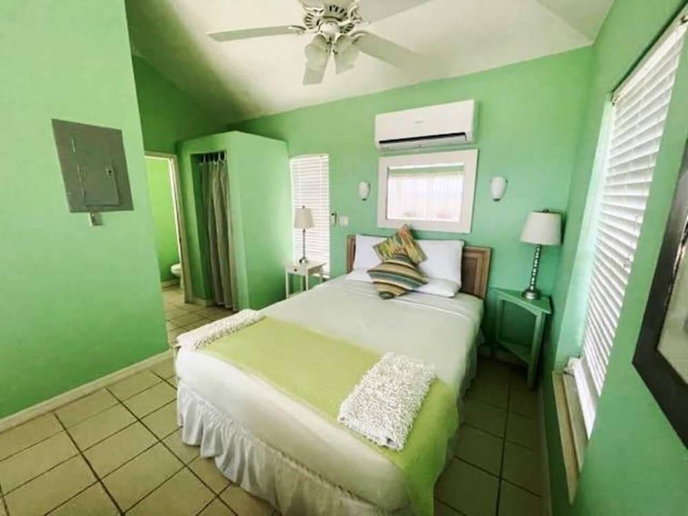 Panoramic Room, 1 Queen Bed, Ocean View, Beachside