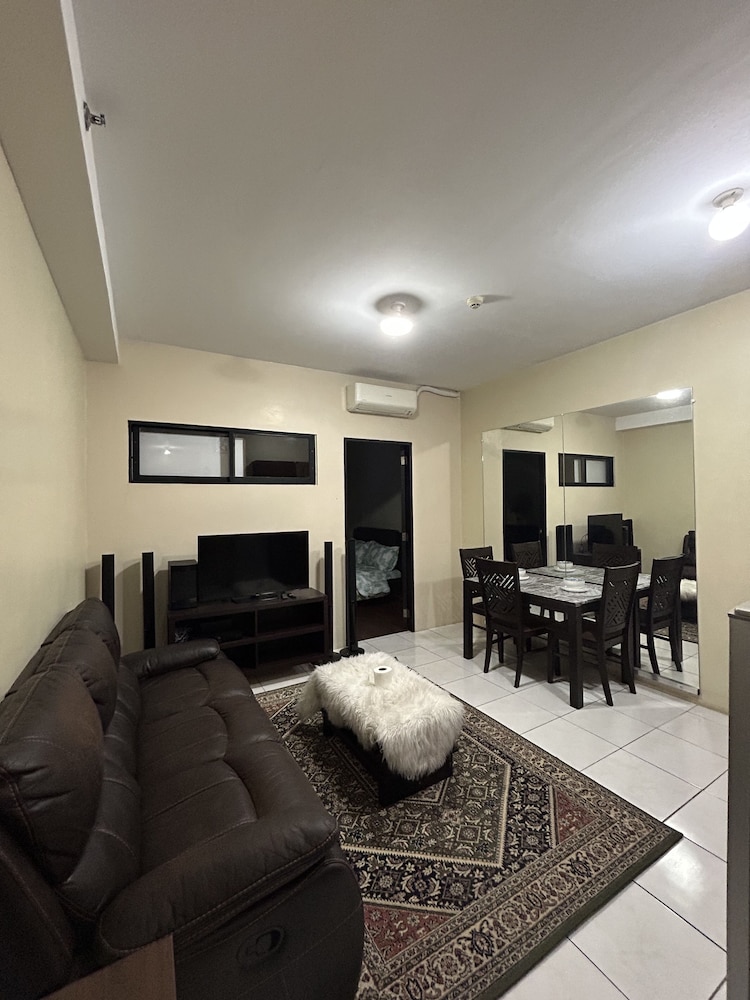 Basic Condo, 1 Bedroom, Smoking, Bay View