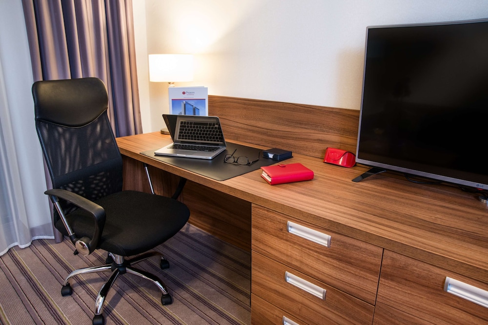 Executive Apartment, Multiple Beds, Non Smoking, Kitchenette (Living Room)
