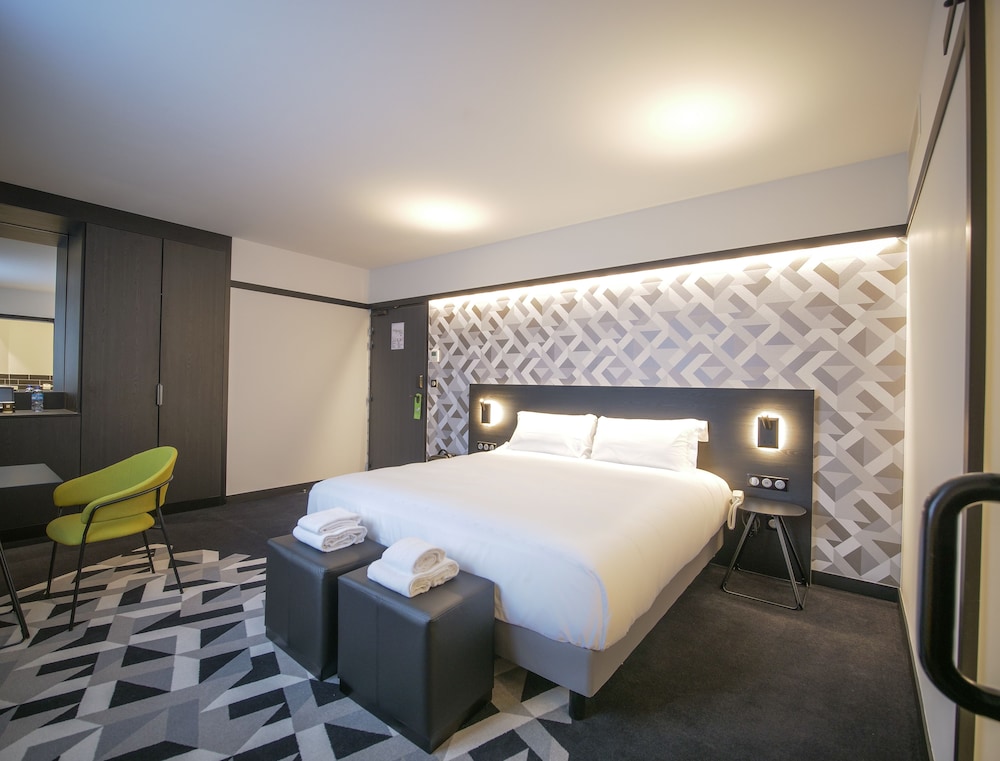 Executive Double Room, 1 King Bed, Non Smoking - Photo 1