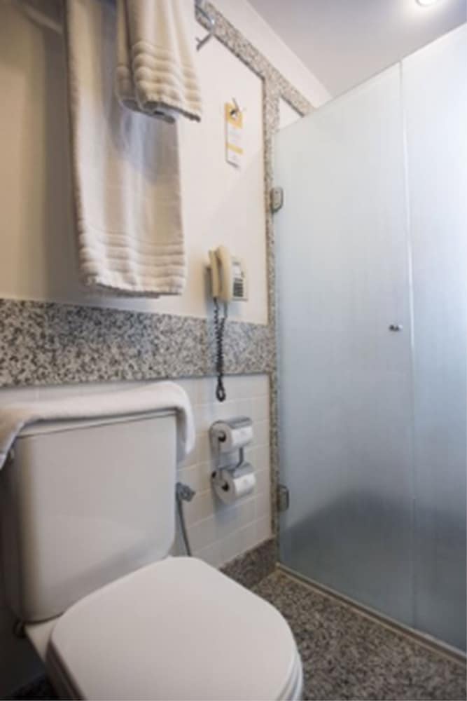 Standard Room - Photo 7
