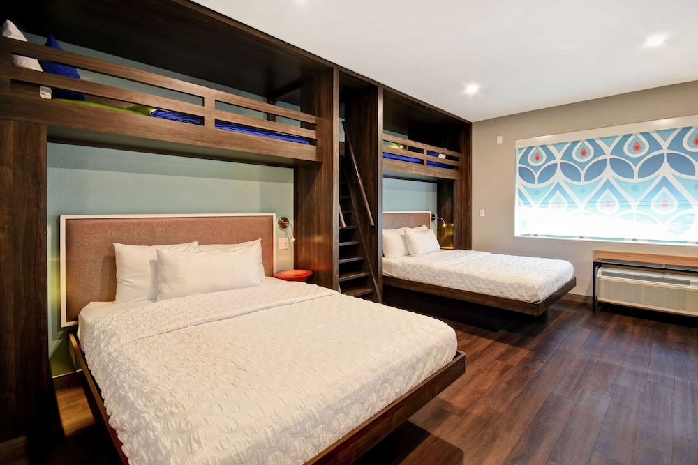 Room, Accessible, Bathtub