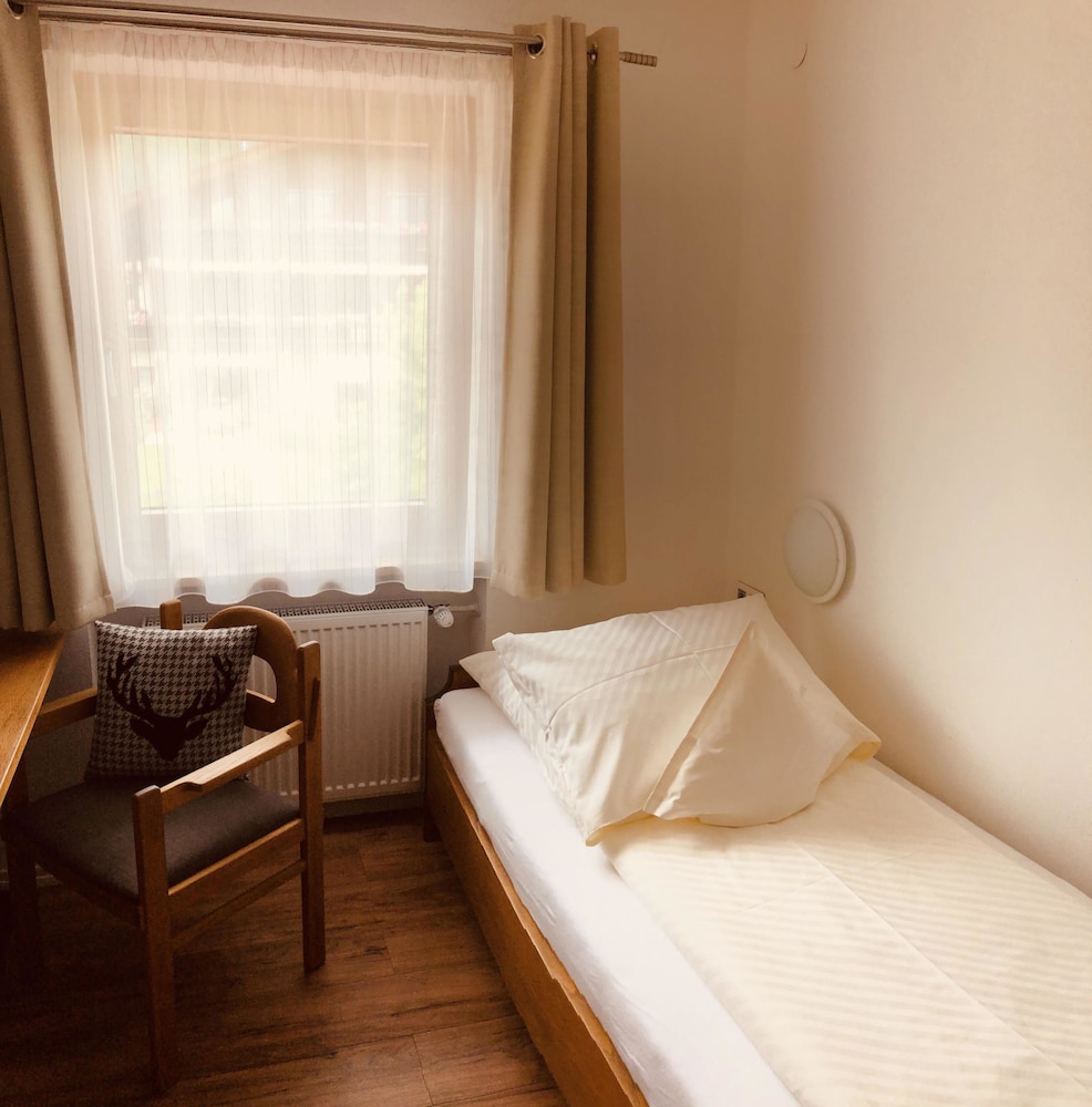Single Room photo 1