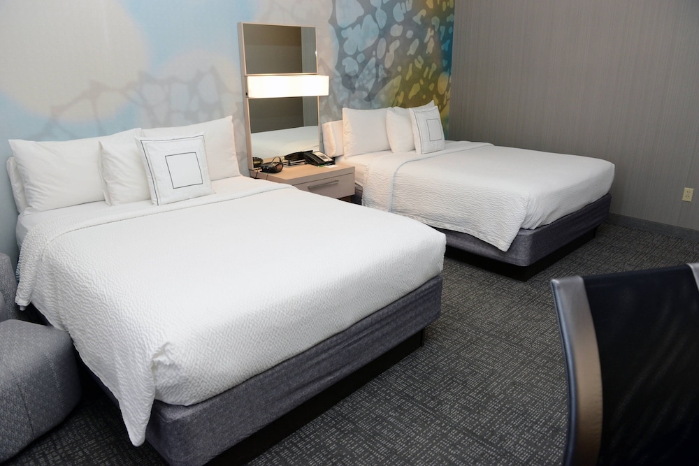 Room, Multiple Beds - Photo 2