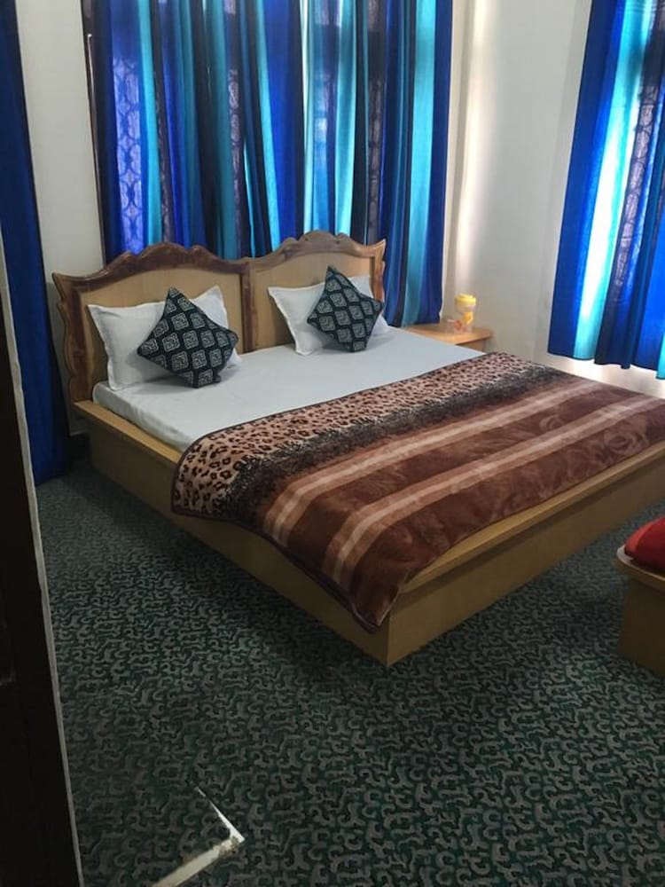 Standard Double Room, 1 Double Bed, Non Smoking photo 3