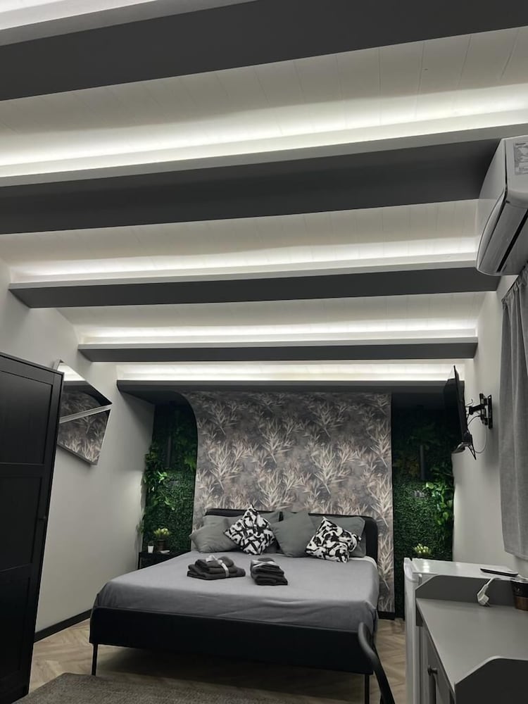 Basic Triple Room, Multiple Beds, Garden View