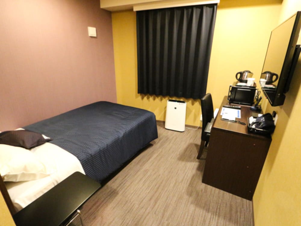 Business Single Room, 1 Large Twin Bed, Non Smoking photo 2