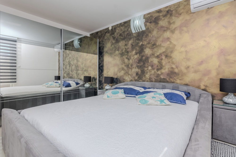 Apartment, 2 Bedrooms, Sea View, A2