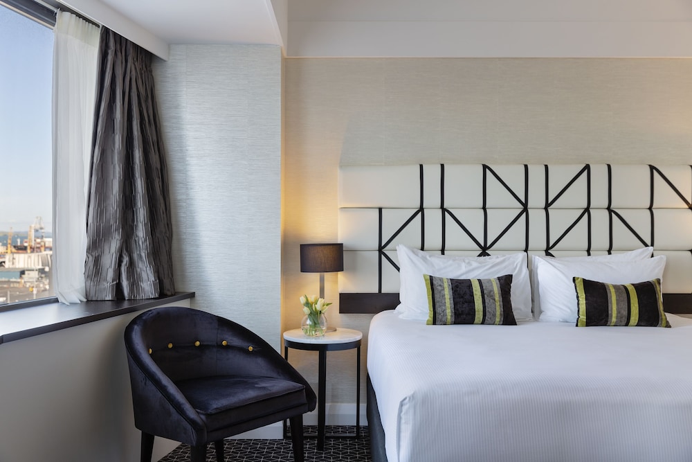 Superior Room, 1 Queen Bed
