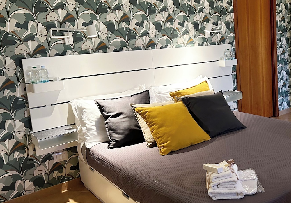 Junior Suite, City View