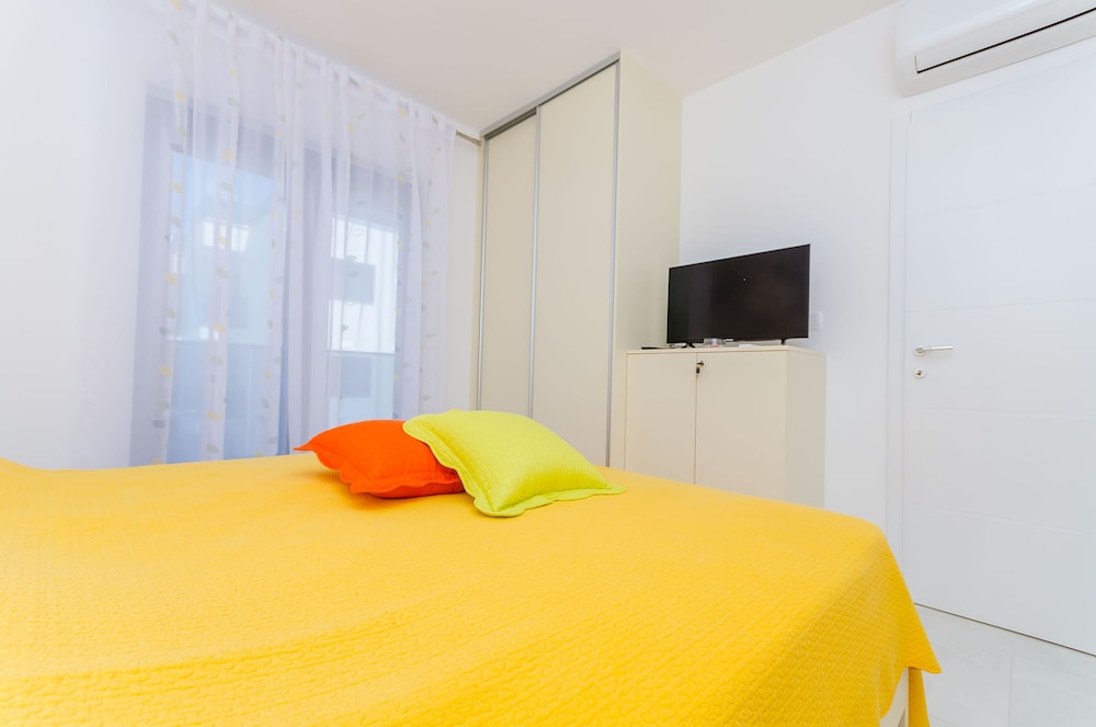 Apartment (A1) photo 1