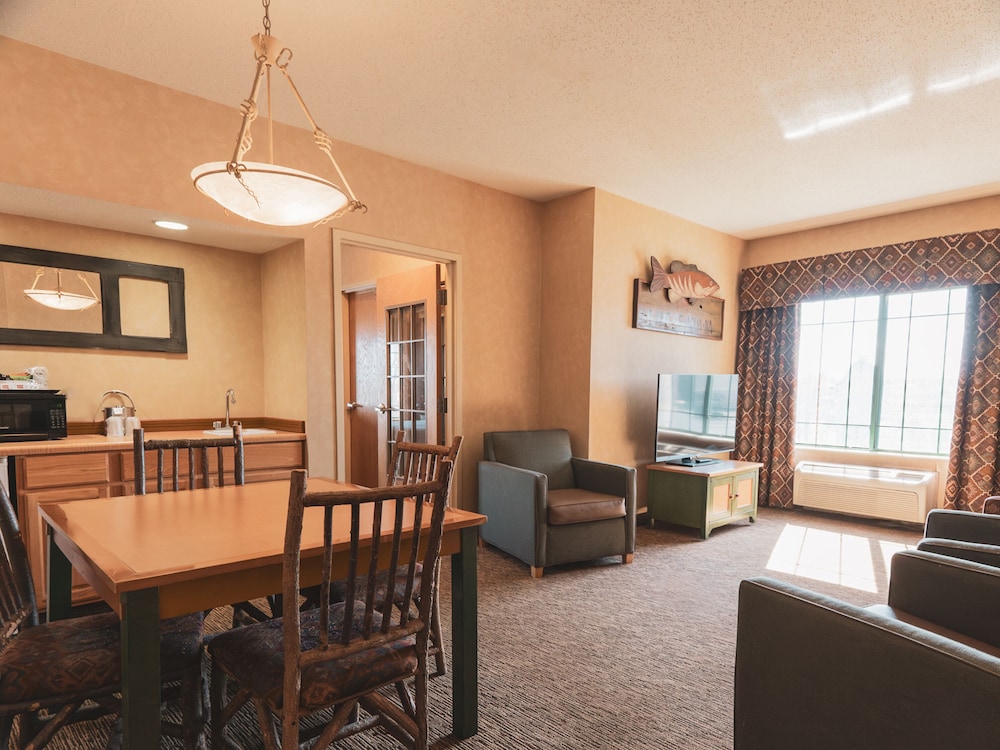 King Corner Suite photo 3