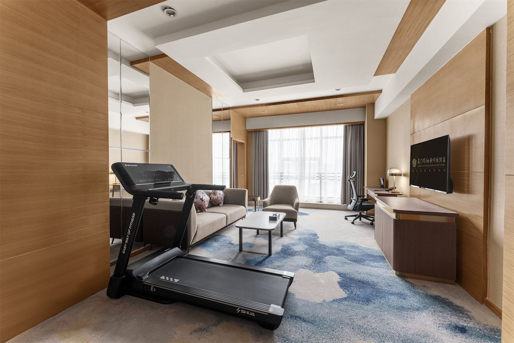 Executive Suite photo 3