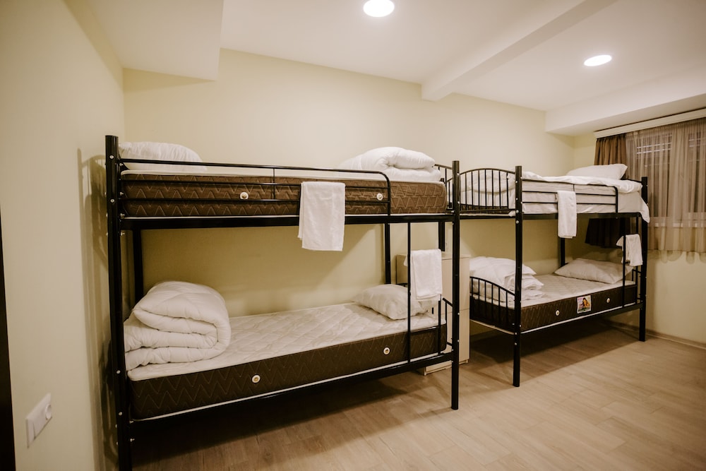 Shared Dormitory, Mixed Dorm (6 people) photo 1