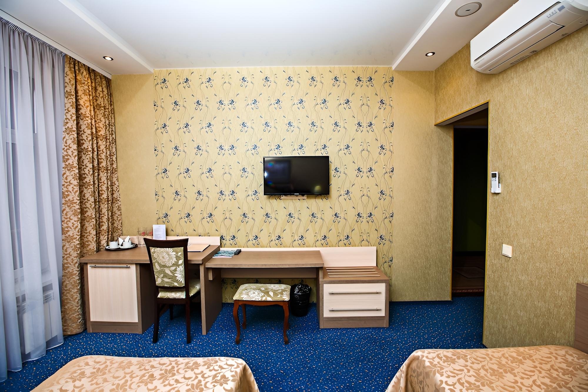 Standard Twin Room photo 2