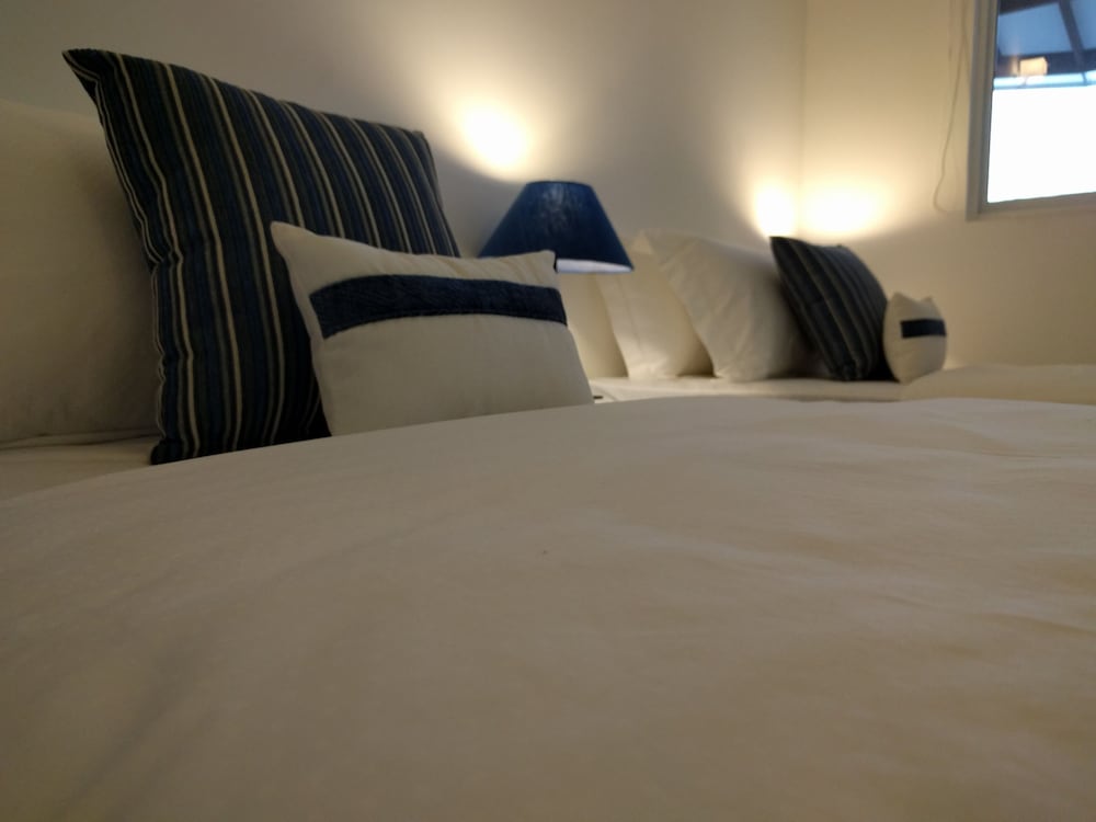 Double Room, 1 King Bed