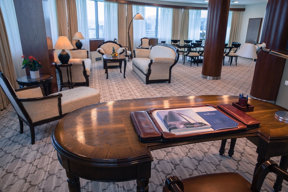 Presidential Apartment photo 3