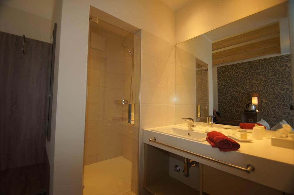 Business Triple Room, Multiple Beds photo 2