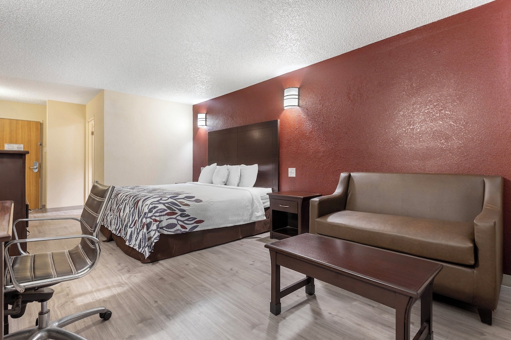 Superior Room, 1 King Bed, Non Smoking - Photo 3