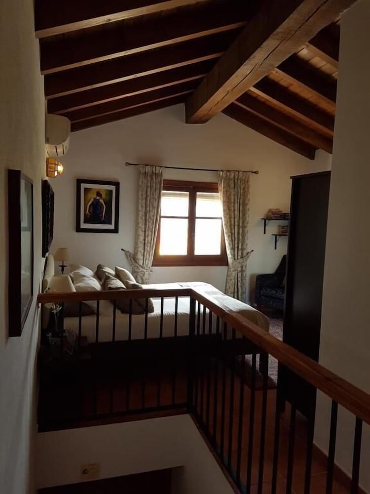 Standard Double Room, 2 Twin Beds photo 2