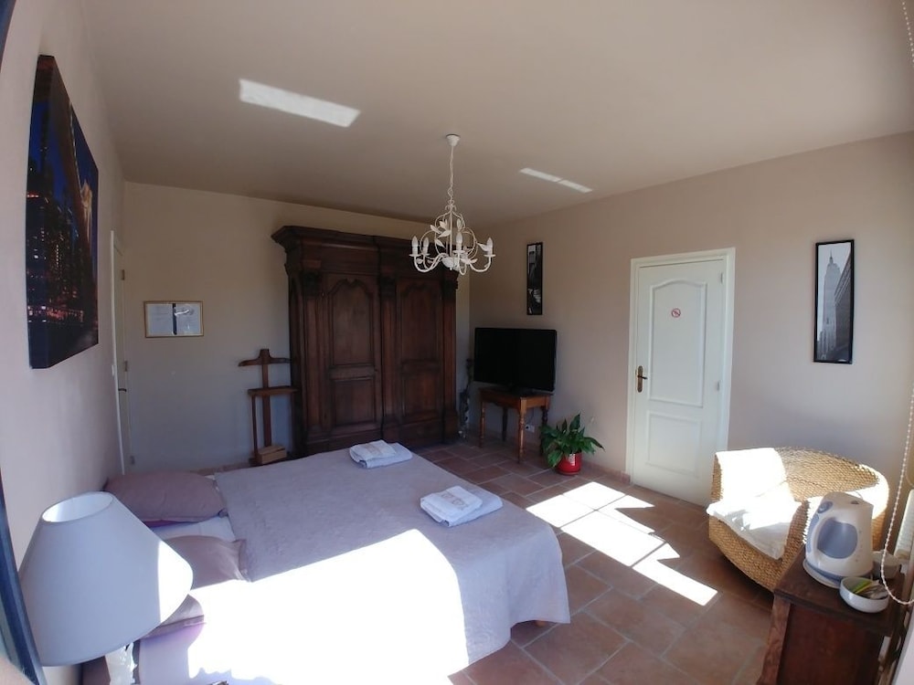 Comfort Double Room (Johanna) photo 3