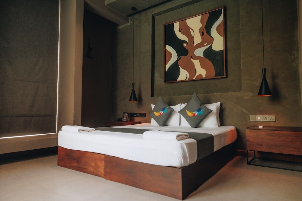 Deluxe Double Room, Poolside
