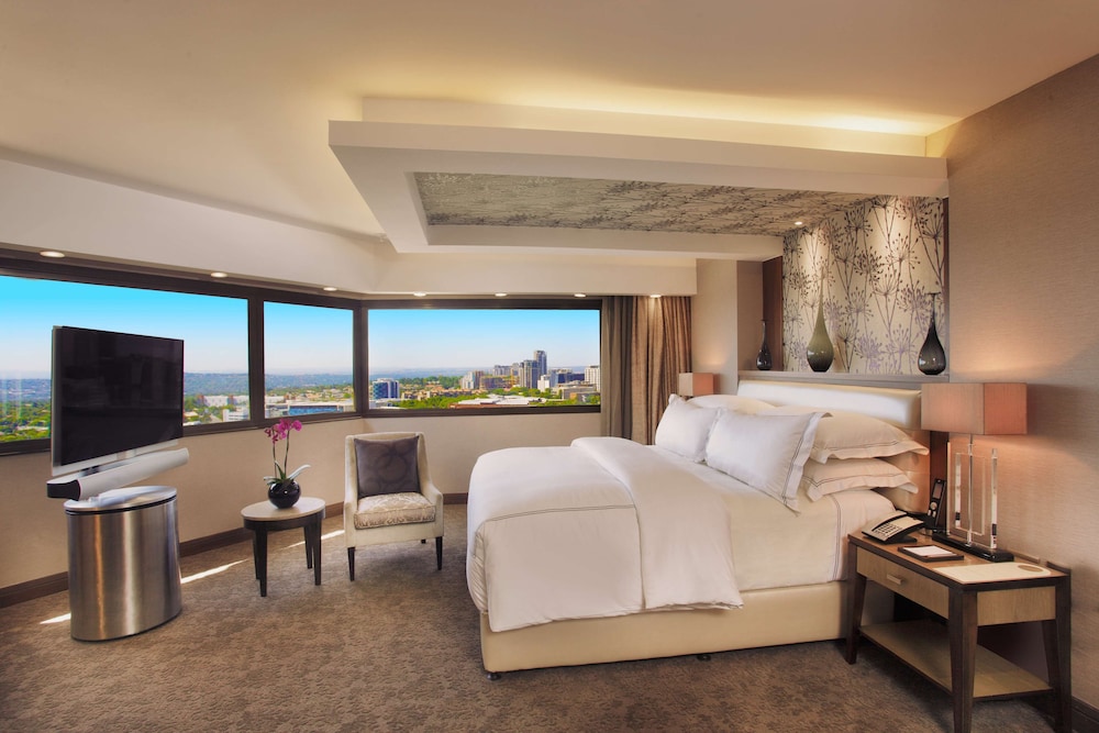 Sandton Sun Presidential Suite photo 2