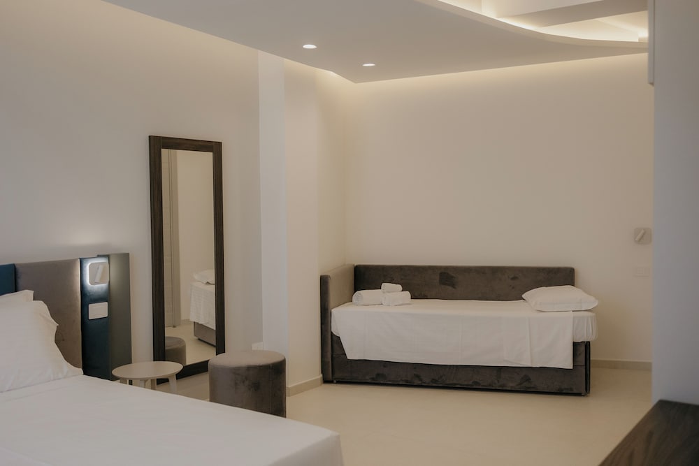 Executive Triple Room photo 3