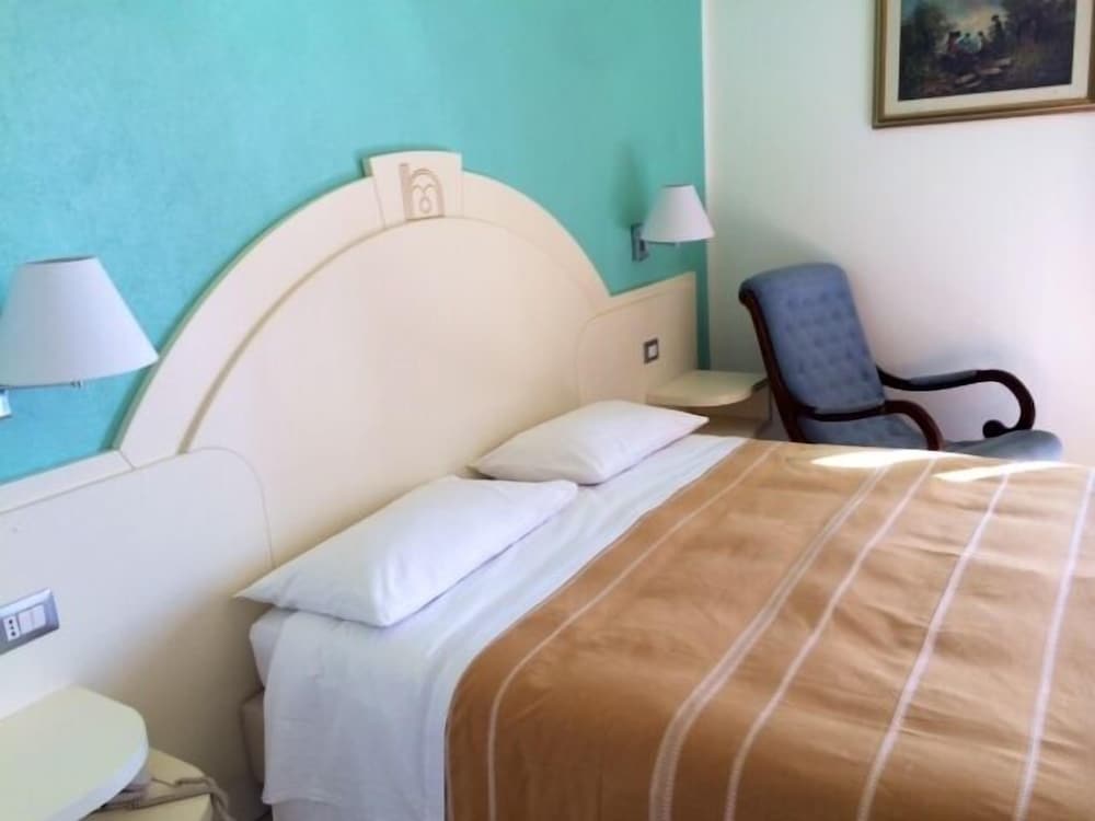 Standard Quadruple Room, Balcony, Sea View