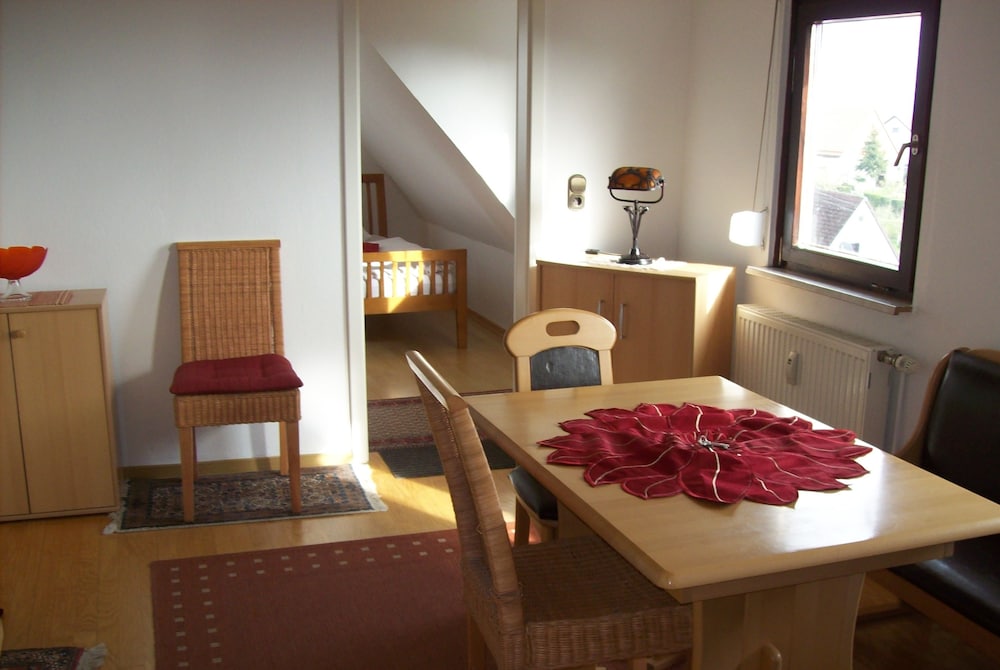 Basic Apartment, 2 Bedrooms, Kitchen, Mountainside photo 2