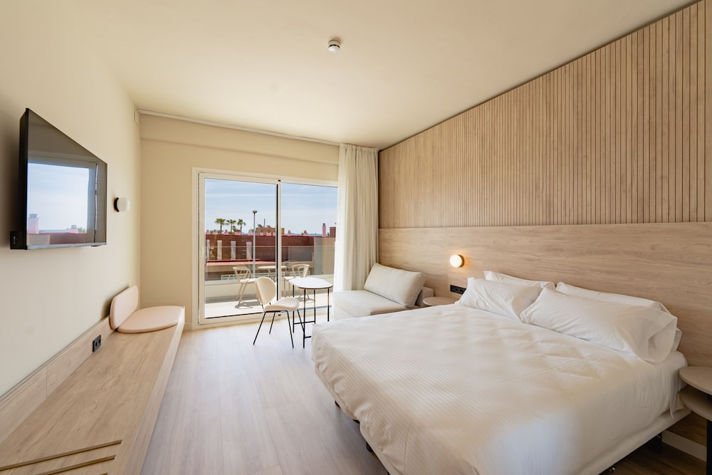 Superior Room, Terrace (2 persons) photo 2