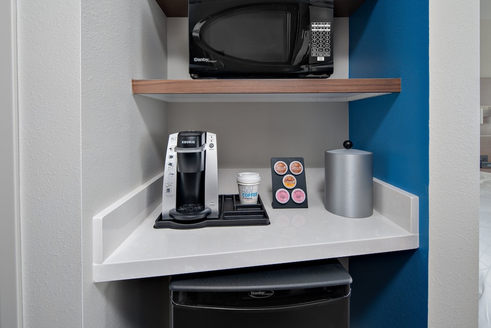 Holiday Inn Express & Suites - Elkhorn - Lake Geneva Area by IHG, Bilde 2
