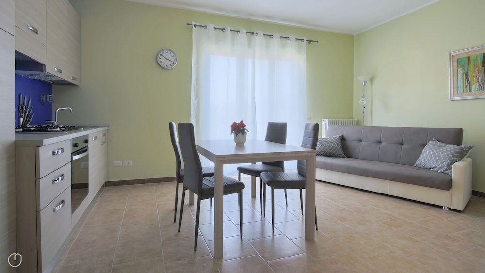 Apartment (2 Bedrooms) photo 1