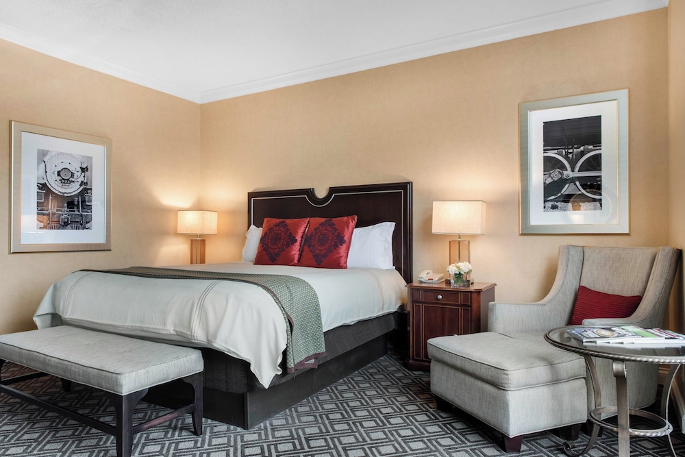 Premier Room, 1 King Bed, City View - Photo 7