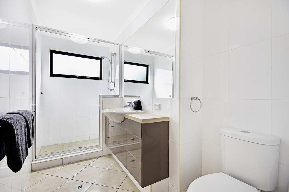 2 Bedroom Apartment 01 photo 3
