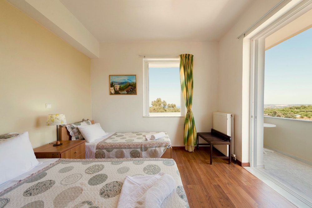 Family Villa, 4 Bedrooms, Private Pool photo 1