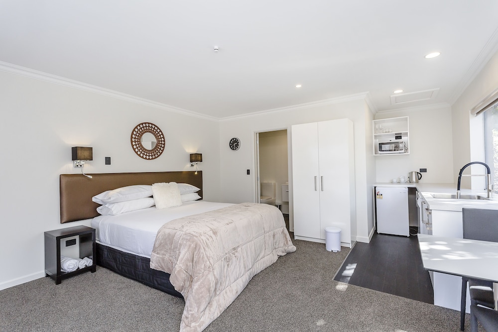 Superior Studio, 1 Bedroom photo 2