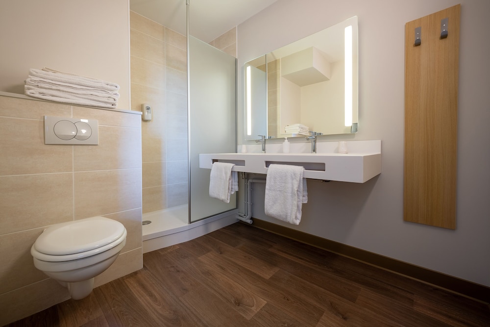 Quadruple Room, Non Smoking photo 3