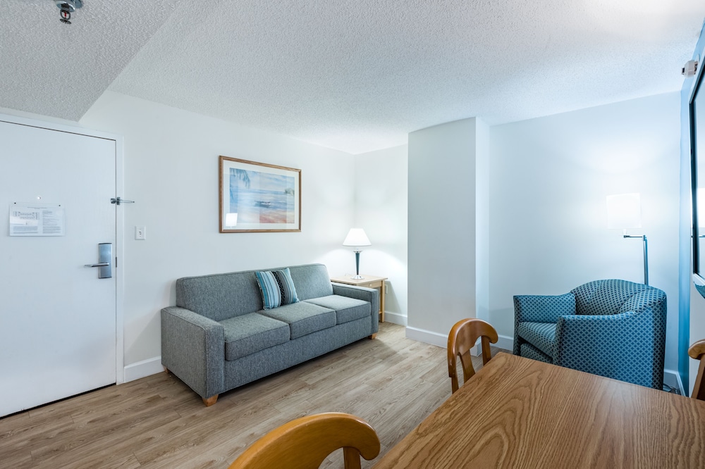 Deluxe Suite, 1 Bedroom - Photo 6