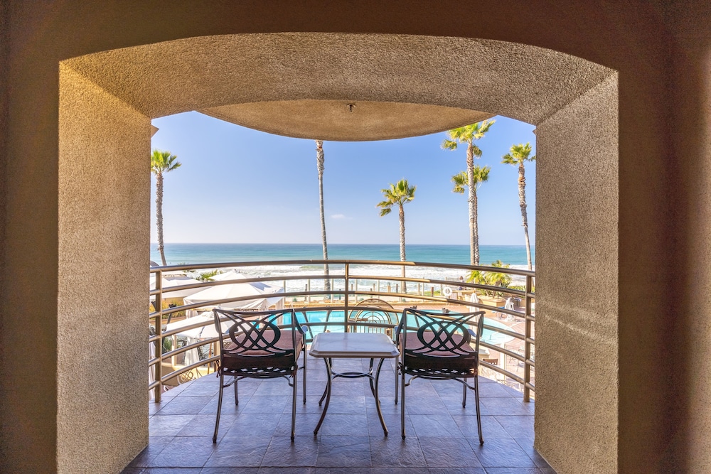 Suite (Pacific Sunset) - Photo 3