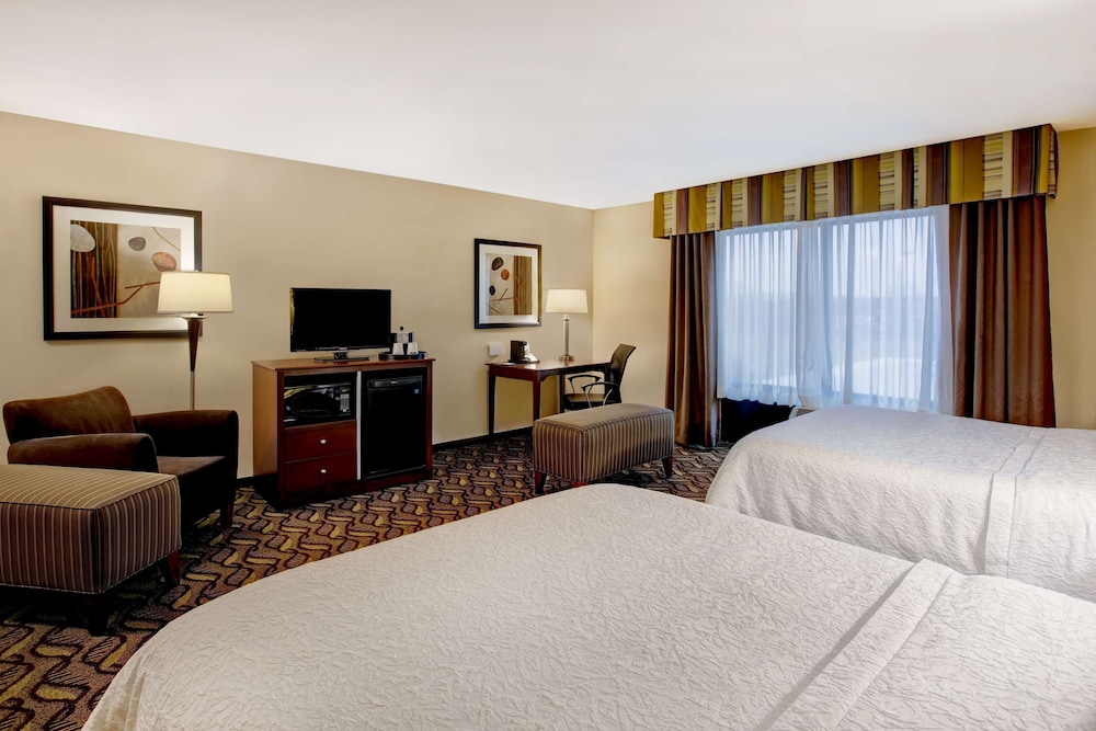 Room, 2 Queen Beds photo 1