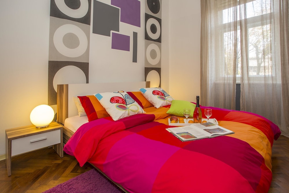 Apartment, 1 King Bed with Sofa bed