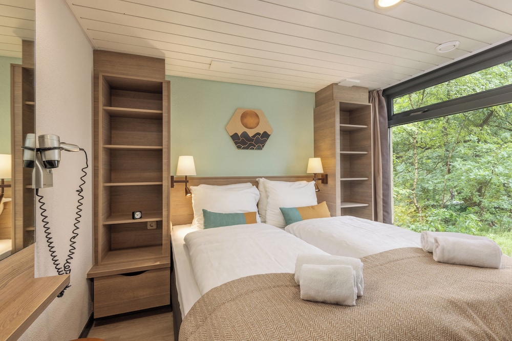 Deluxe Cottage, 2 Bedrooms photo 2