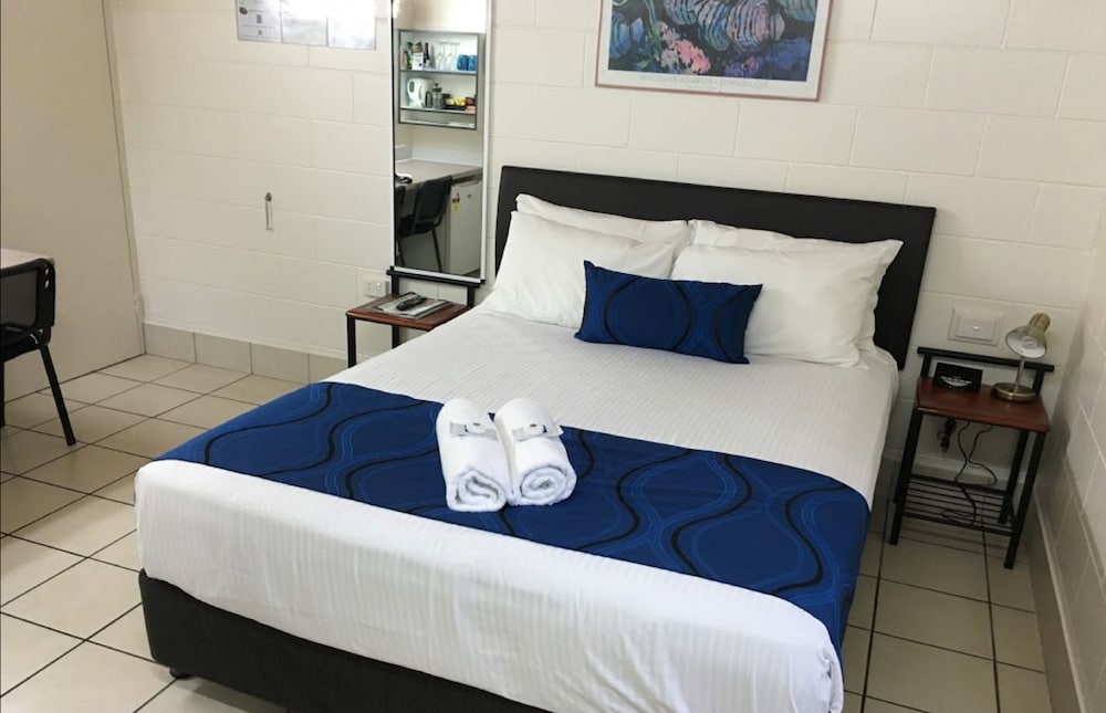 Standard Room, Non Smoking (Double Room Only) photo 2