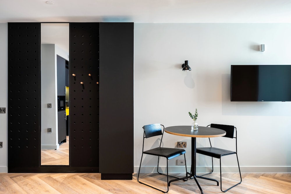 studio apartment (accesible) thumbnail 6
